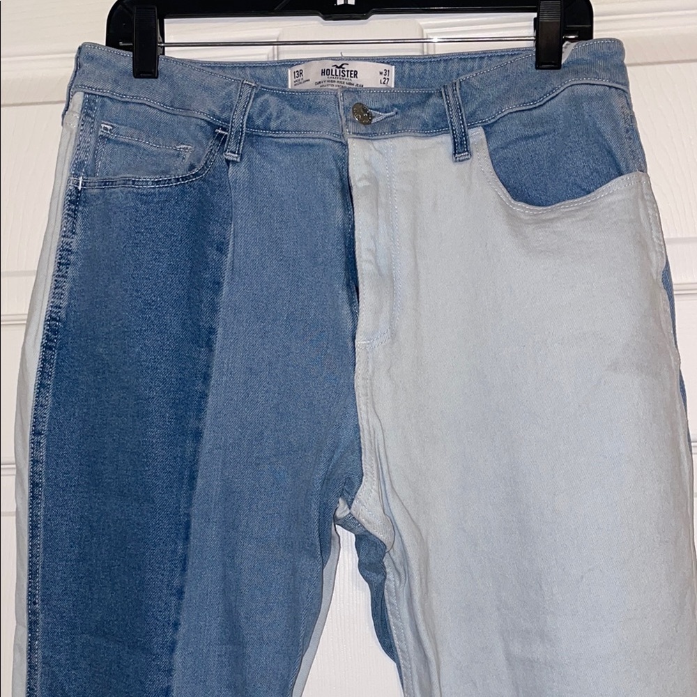 Hollister Curvy High Rise Mom Jeans - Picture 3 of 4